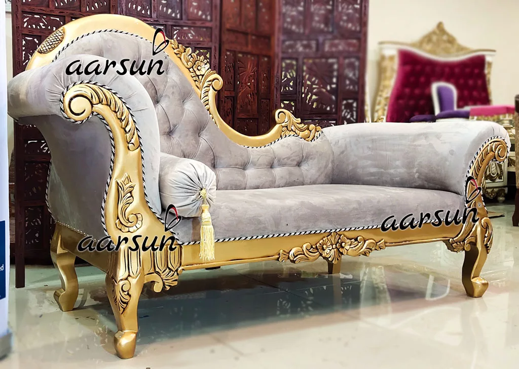 Antique Gold Finish Divan / Chaise Lounge View 3