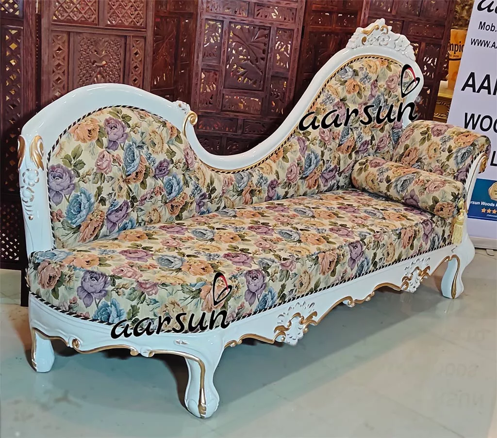 Royal Beautiful Daybed In White &Amp; Gold Highlights View 4