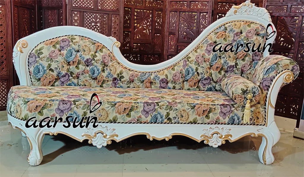 Royal Beautiful Daybed In White &Amp; Gold Highlights View 5