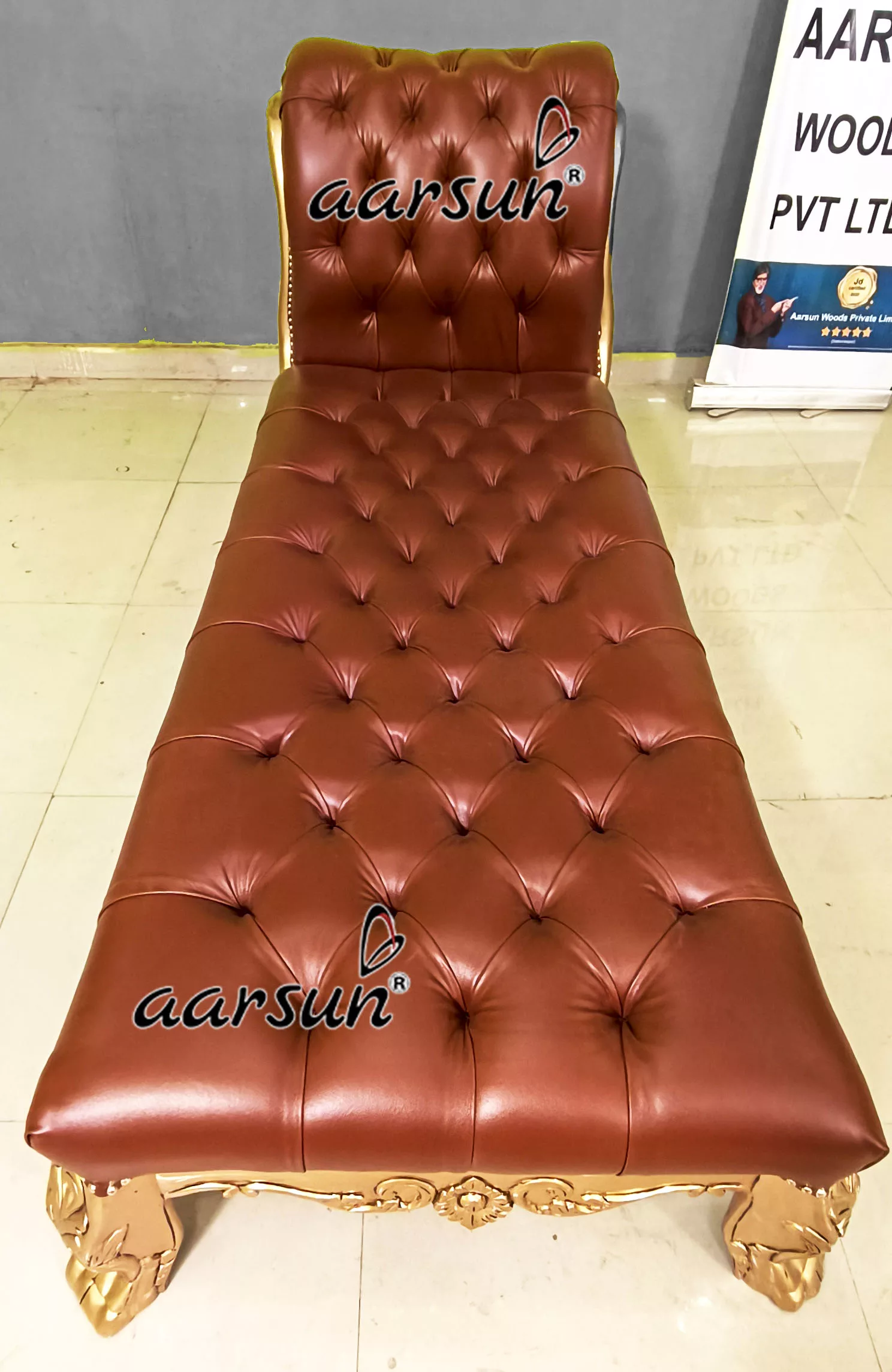 Unique Royal Love Settee View 5